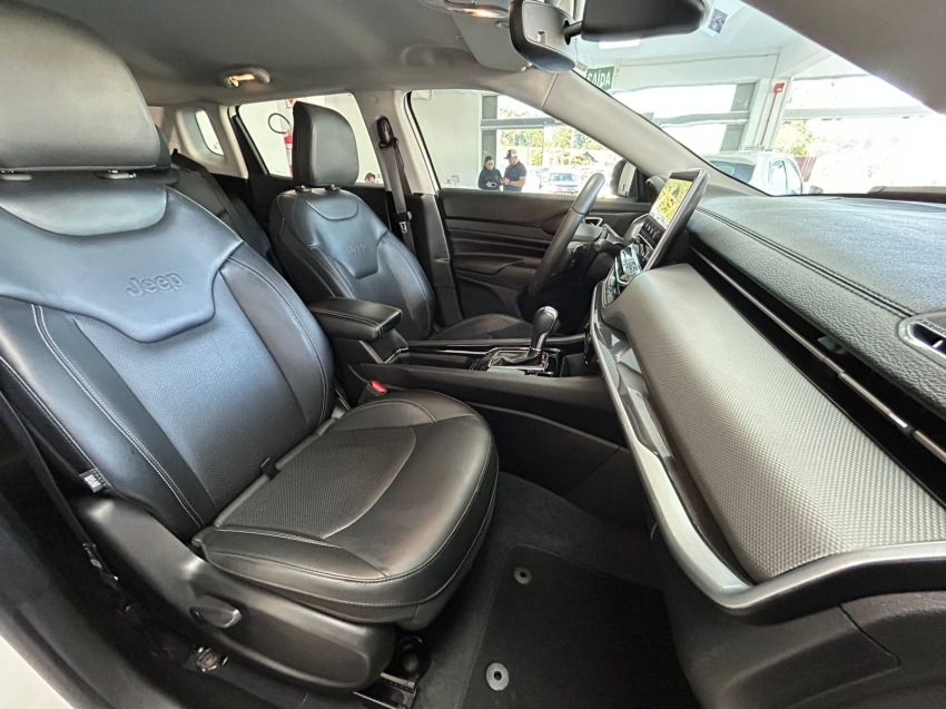 jeep compass 1.3 t270 turbo flex longitude at6 4p automatico 2023