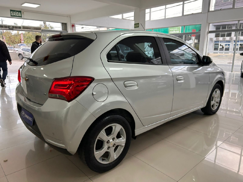 chevrolet onix 1.0 mpfi lt 8v flex 4p manual 2019