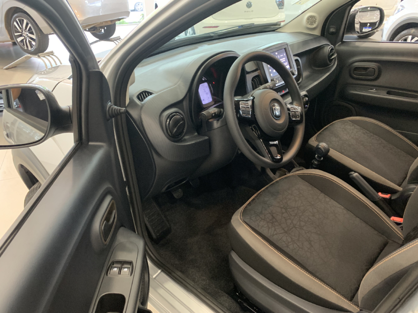 fiat mobi 1.0 evo flex trekking manual 4p 2024