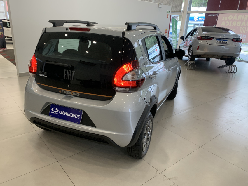 fiat mobi 1.0 evo flex trekking manual 4p 2024