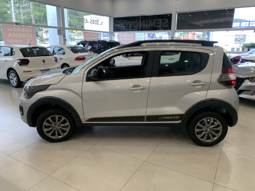 fiat mobi 1.0 evo flex trekking manual 4p 2024