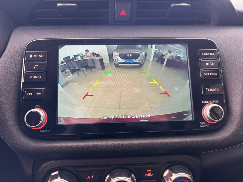 nissan kicks 1.6 16v flexstart advance xtronic flex 4p automatico 2024