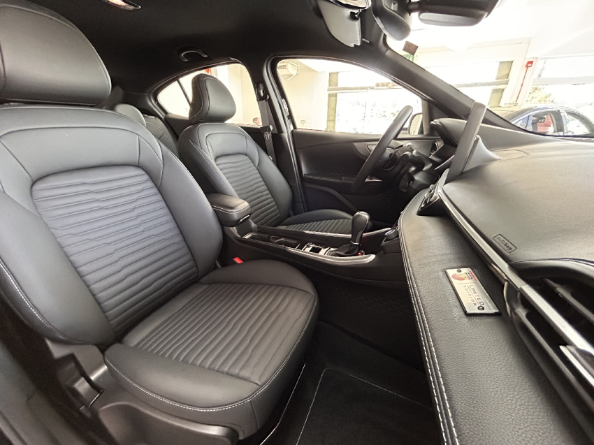 fiat fastback 1.3 turbo 270 flex limited edition at6 1.0 4p automatico 2024