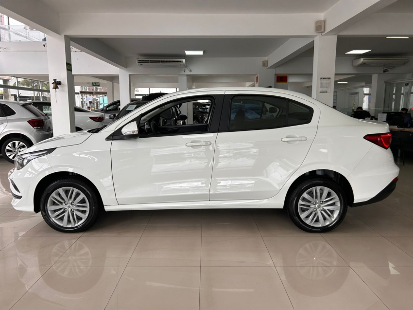 fiat cronos 1.3 firefly flex drive cvt 4p automatico 2025