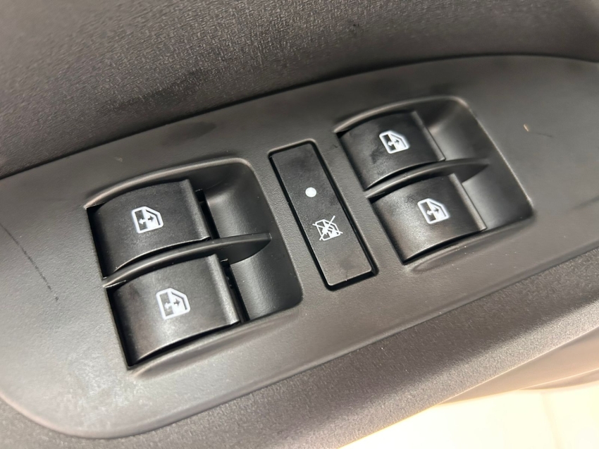 fiat cronos 1.3 firefly flex drive cvt 4p automatico 2025