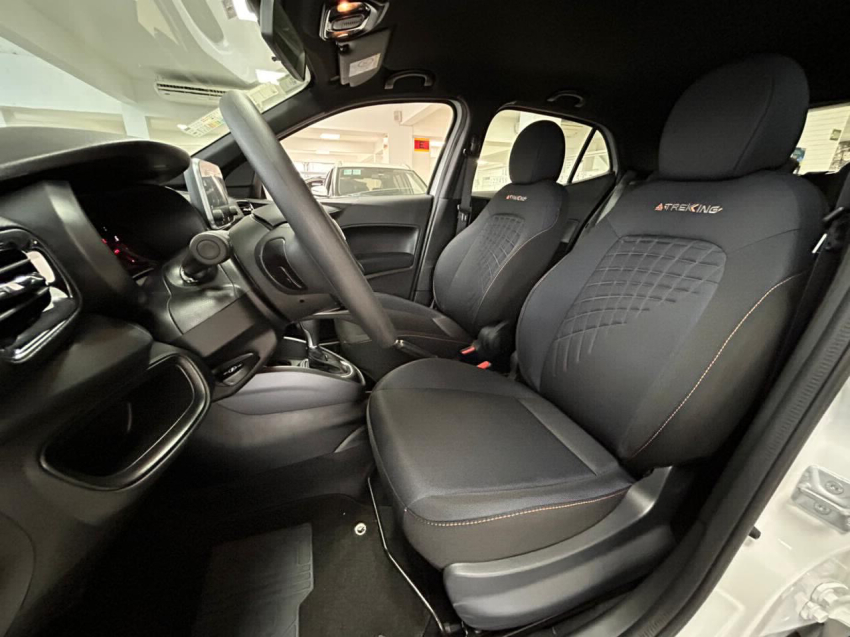 fiat argo 1.3 firefly flex trekking cvt 4p automatico 2026
