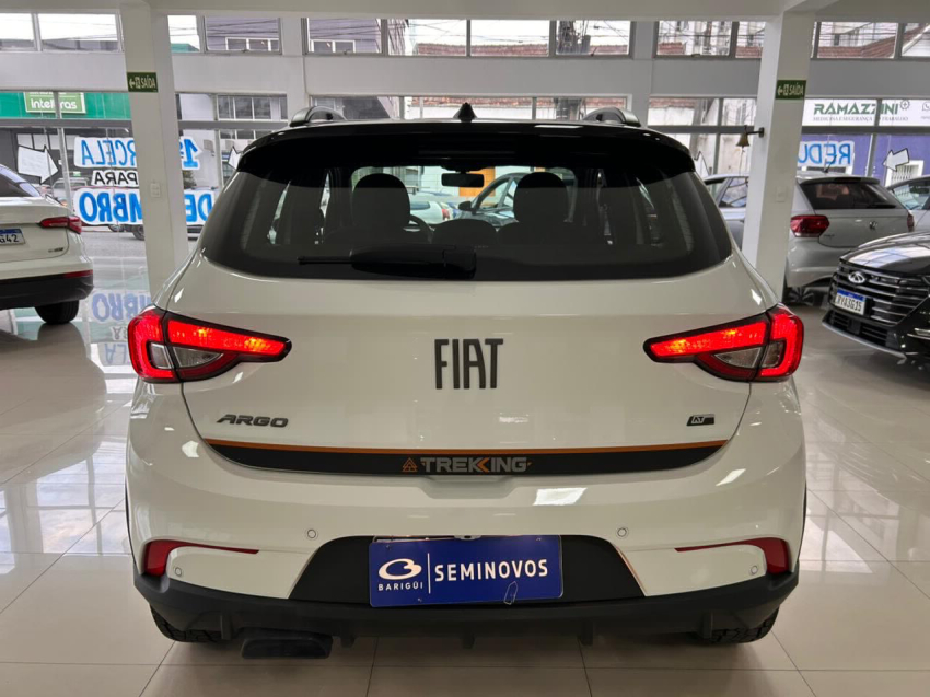 fiat argo 1.3 firefly flex trekking cvt 4p automatico 2026