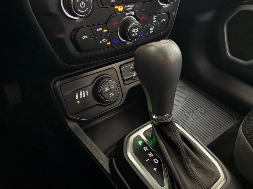 jeep renegade 2.0 16v turbo diesel longitude 4p 4x4 automatico 2021