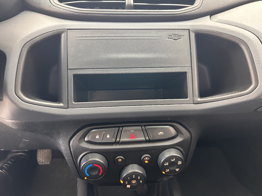 chevrolet onix 1.0 mpfi joy 8v flex 4p manual 2020