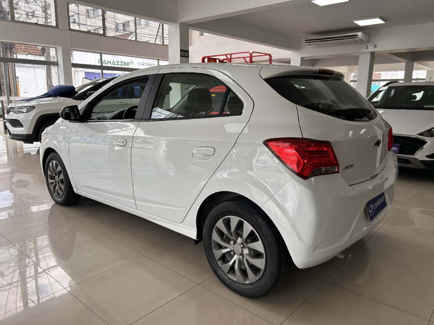 chevrolet onix 1.0 mpfi joy 8v flex 4p manual 2020