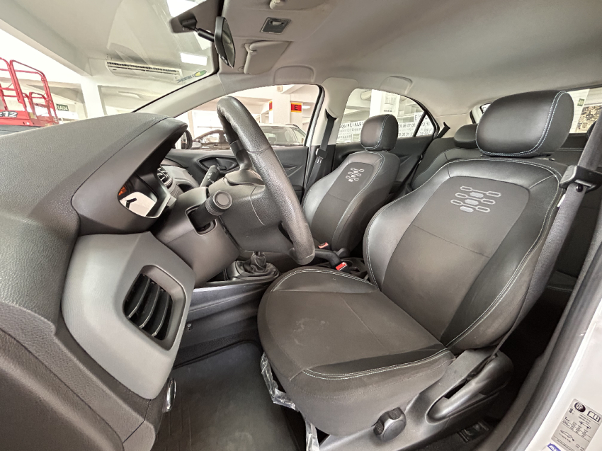 chevrolet onix 1.0 mpfi joy 8v flex 4p manual 2020
