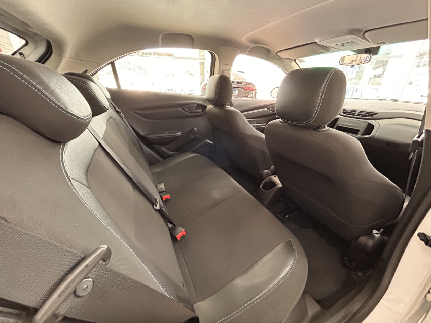 chevrolet onix 1.0 mpfi joy 8v flex 4p manual 2020