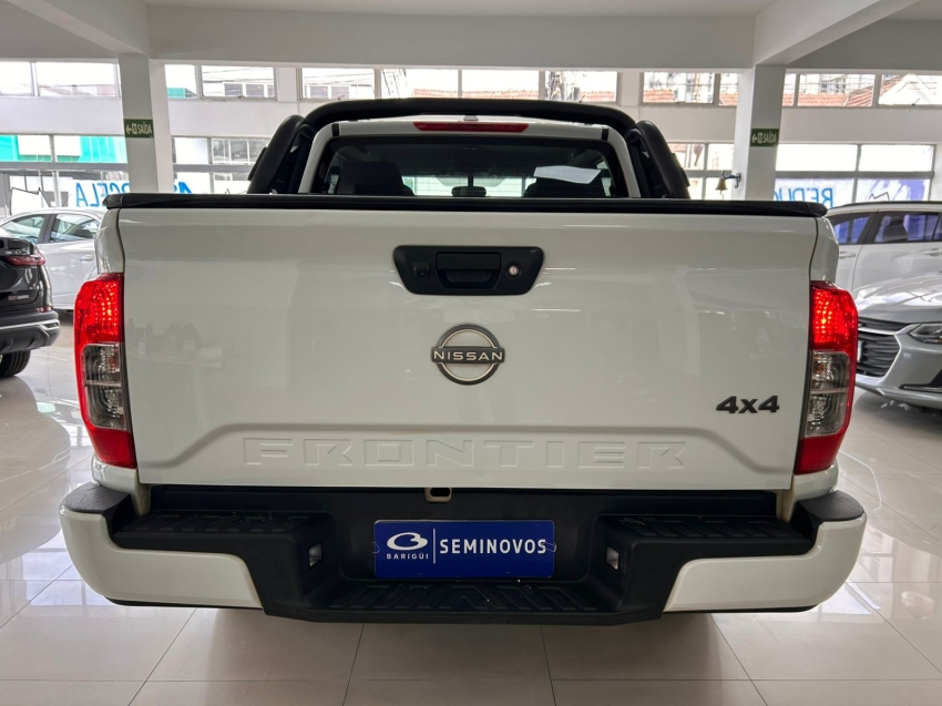 nissan frontier 2.3 16v turbo diesel attack cd 4x4 automatico 2.0 4p 2024