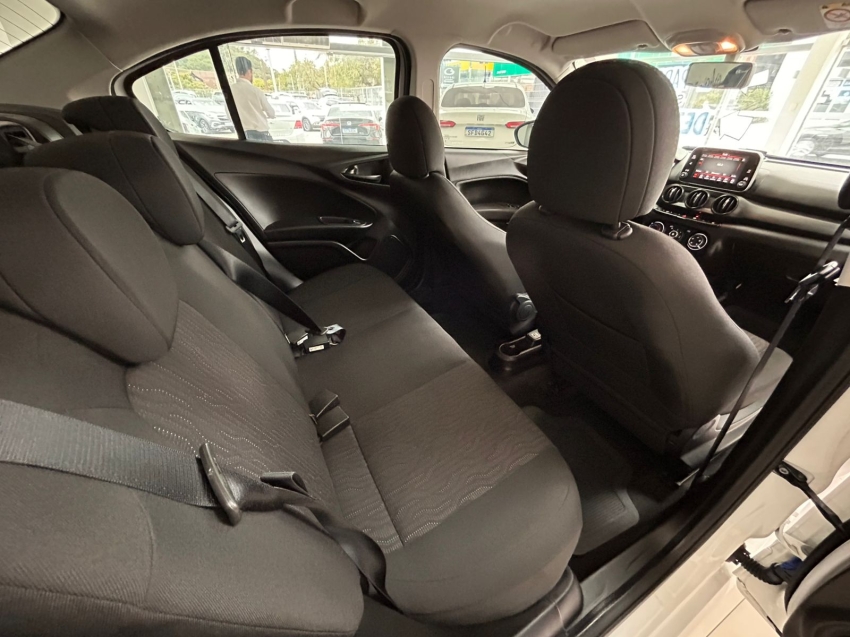 fiat cronos 1.3 flex drive s-design automatico 4p 2025