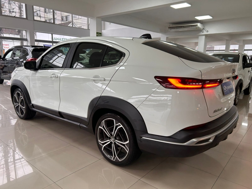fiat fastback 1.0 turbo 200 flex impetus cvt 4p automatico 2023