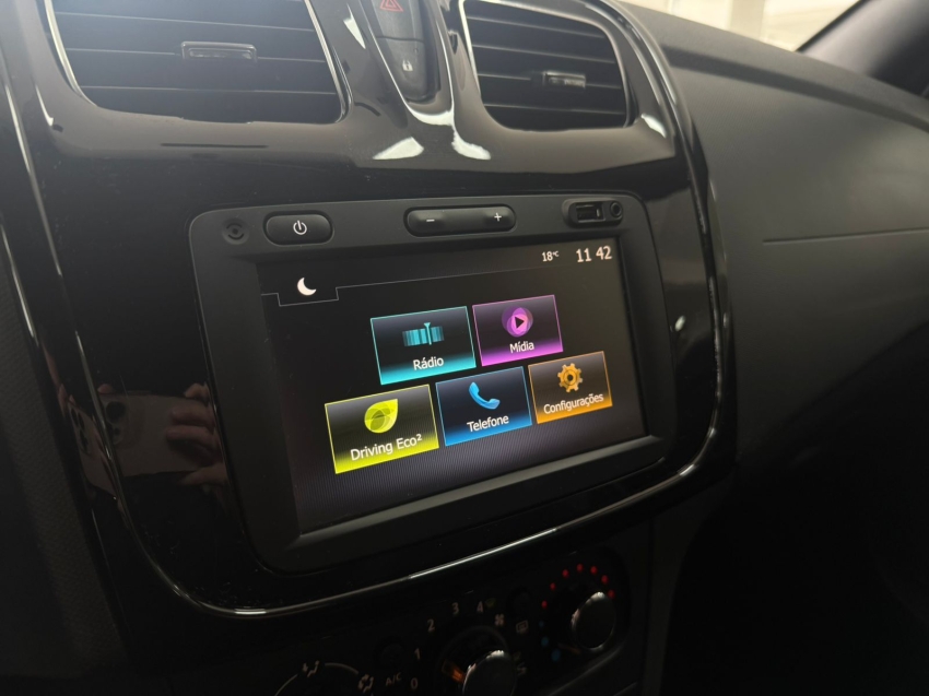 renault sandero 1.0 12v sce flex zen manual 4p 2020