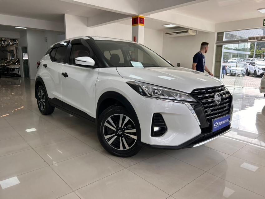 nissan kicks 1.6 16v flexstart active xtronic flex 4p automatico 2024