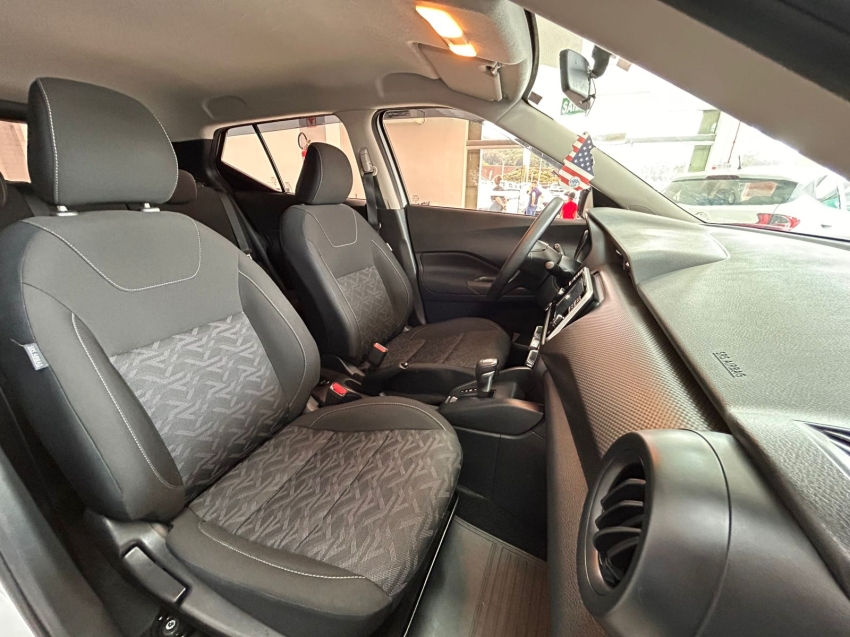 nissan kicks 1.6 16v flexstart active xtronic flex 4p automatico 2024