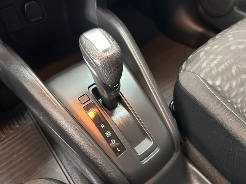 nissan kicks 1.6 16v flexstart active xtronic flex 4p automatico 2024