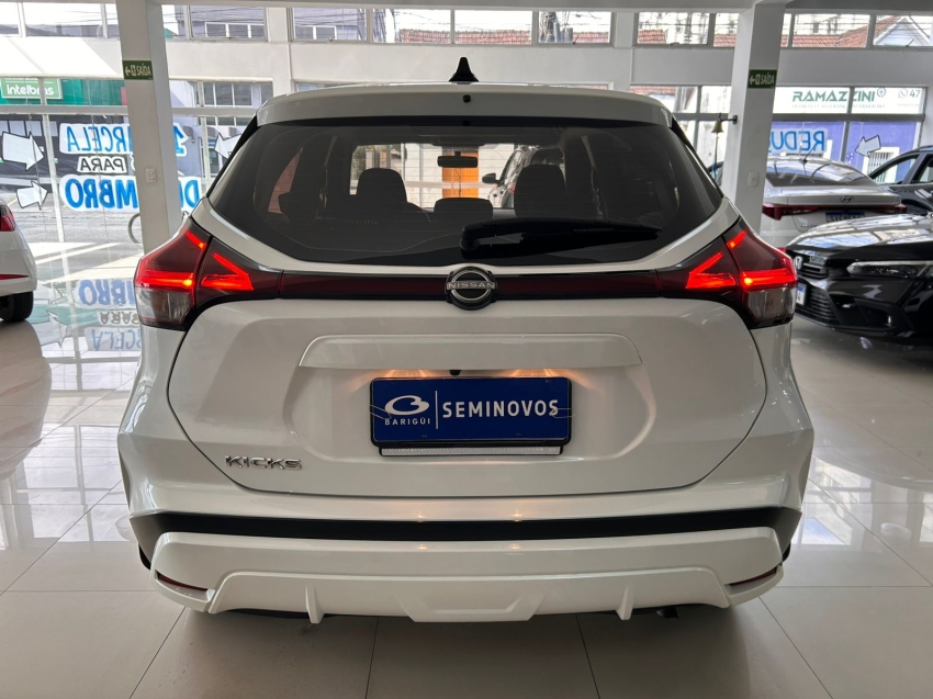 nissan kicks 1.6 16v flexstart active xtronic flex 4p automatico 2024