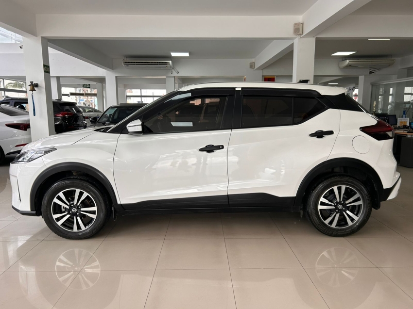 nissan kicks 1.6 16v flexstart active xtronic flex 4p automatico 2024