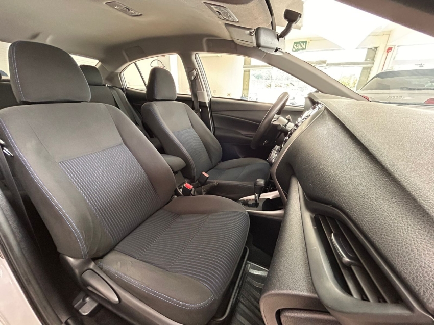 toyota yaris 1.5 16v flex sedan xl live multidrive 4p automatico 2021