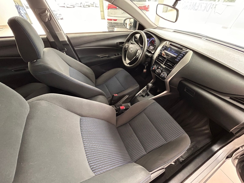 toyota yaris 1.5 16v flex sedan xl live multidrive 4p automatico 2021