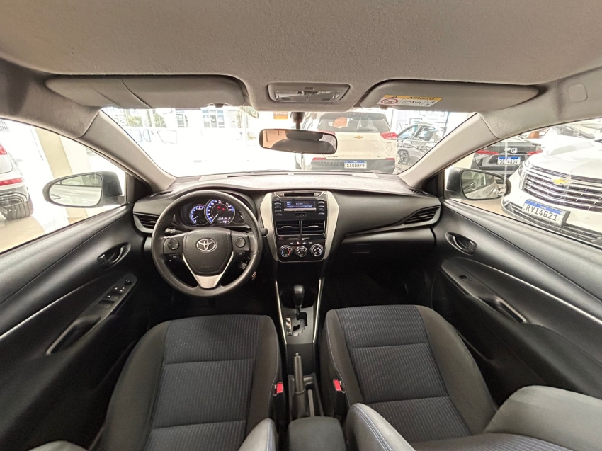 toyota yaris 1.5 16v flex sedan xl live multidrive 4p automatico 2021