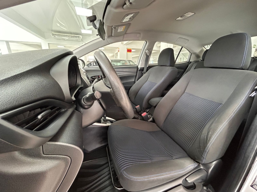 toyota yaris 1.5 16v flex sedan xl live multidrive 4p automatico 2021