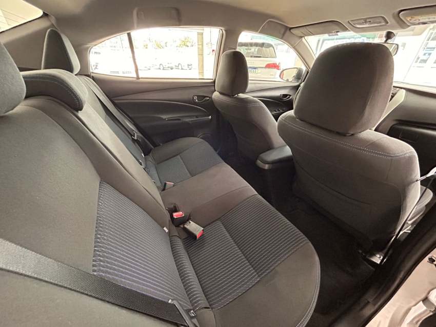 toyota yaris 1.5 16v flex sedan xl live multidrive 4p automatico 2021