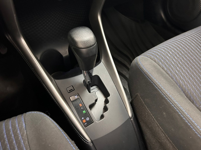 toyota yaris 1.5 16v flex sedan xl live multidrive 4p automatico 2021