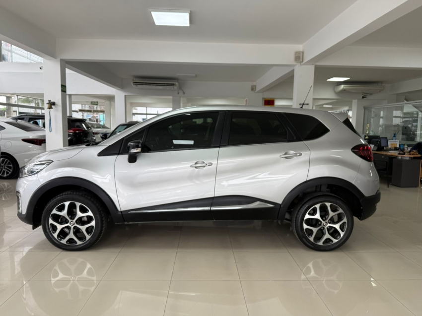 renault captur 1.6 16v sce flex intense x-tronic 4p automatico 20213