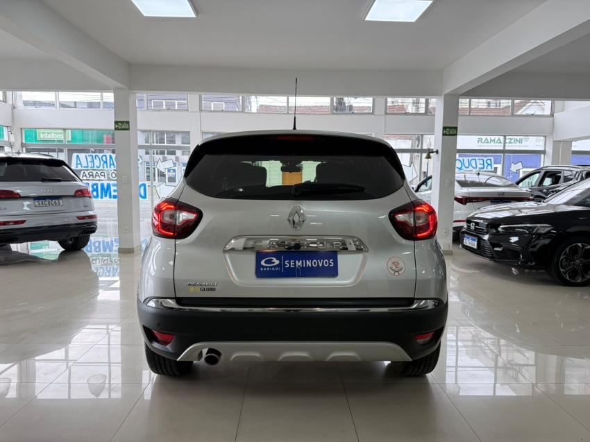 renault captur 1.6 16v sce flex intense x-tronic 4p automatico 20215