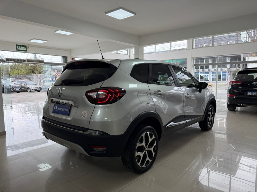 renault captur 1.6 16v sce flex intense x-tronic 4p automatico 20214