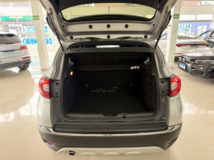 renault captur 1.6 16v sce flex intense x-tronic 4p automatico 20217