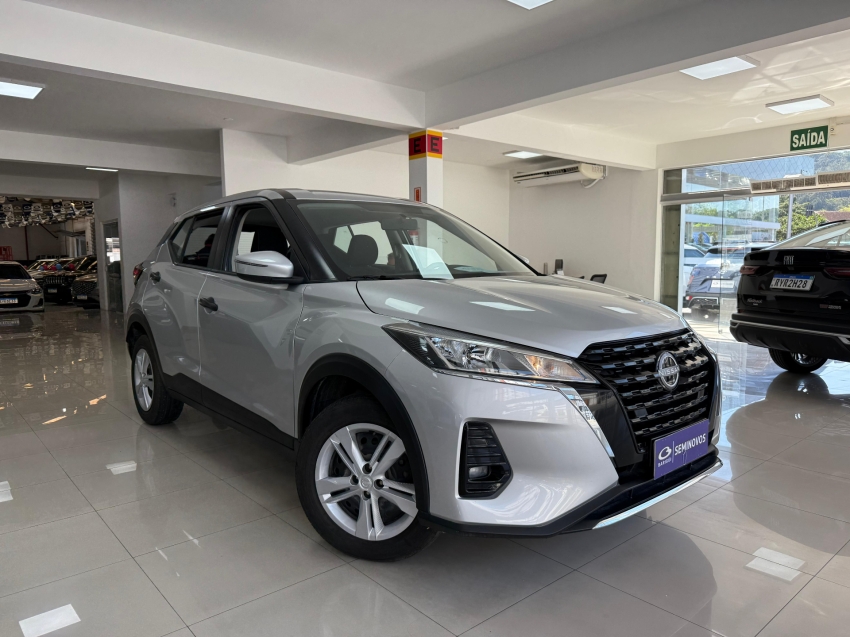 nissan kicks 1.6 16v flexstart active xtronic flex 4p automatico 2024
