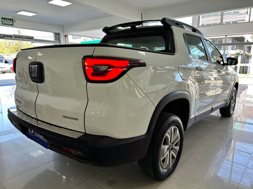 fiat toro 1.8 16v evo flex freedom at6 4p automatico 20193