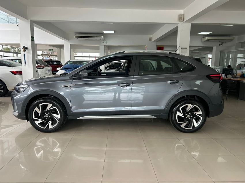 volkswagen nivus 1.0 200 tsi total flex highline automatico 4p 20263