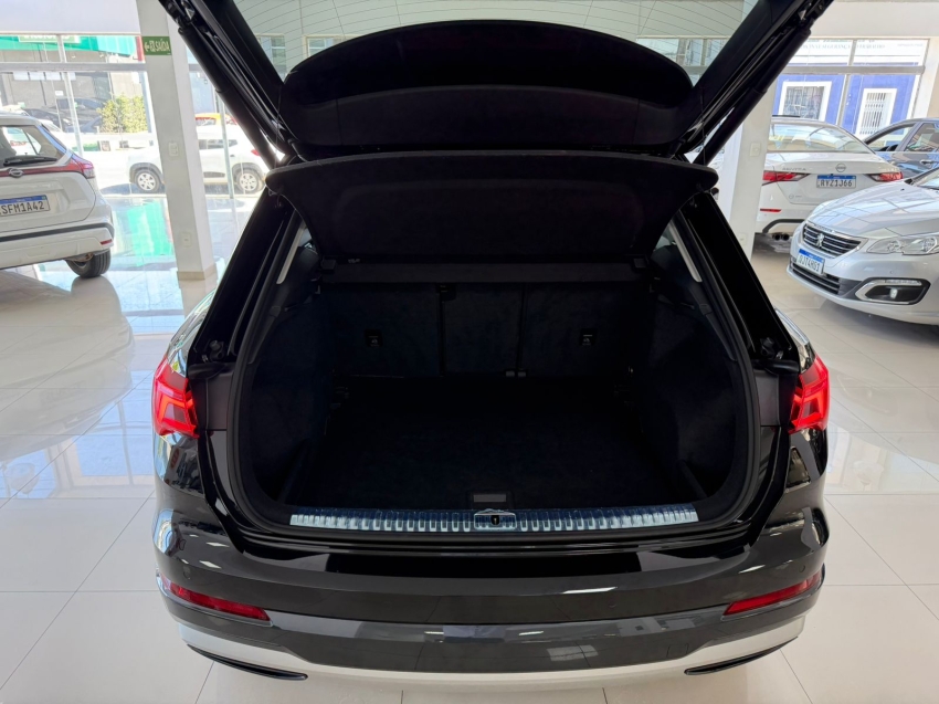 audi q3 2.0 40 tfsi gasolina performance black quattro tiptronic 4p automatico 20237