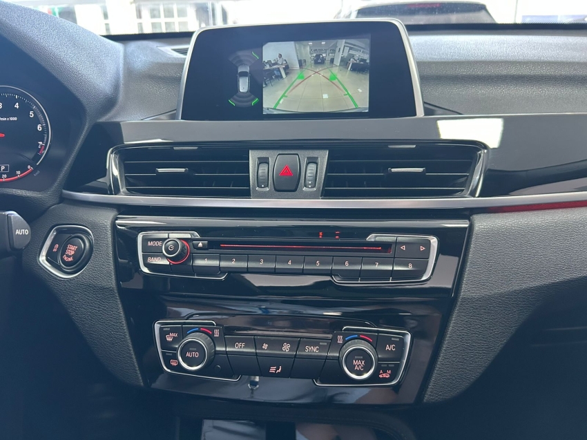 bmw x1 2.0 16v turbo activeflex sdrive20i x-line 4p automatico flex 201916