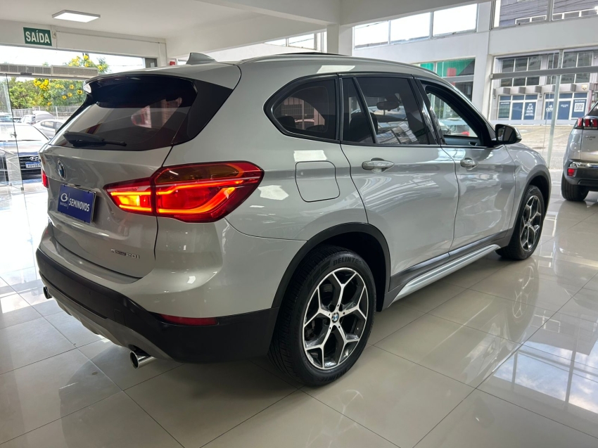 bmw x1 2.0 16v turbo activeflex sdrive20i x-line 4p automatico flex 20194