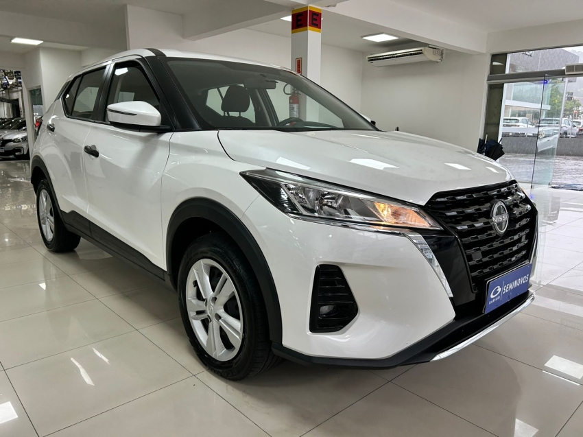 nissan kicks 1.6 16v flexstart active xtronic flex 4p automatico 2024