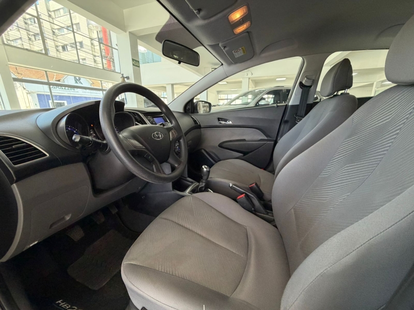 hyundai hb20s 1.6 comfort style 16v flex 4p manual 201412