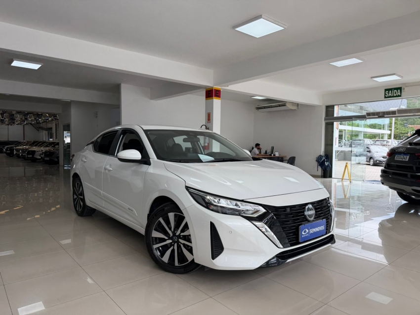 nissan sentra 2.0 16v gasolina advance xtronic 4p automatico 2026