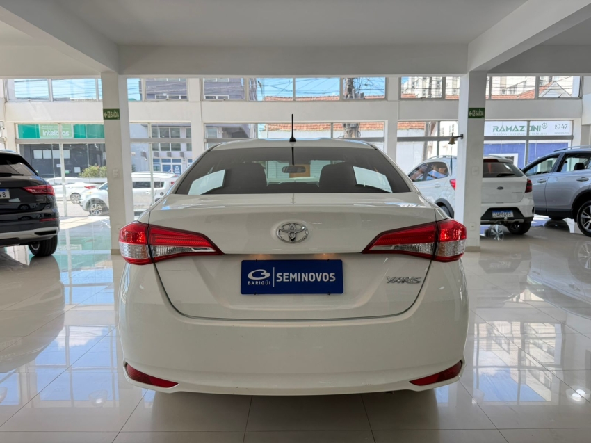 toyota yaris 1.5 16v flex sedan xl multidrive 4p automatico 20255