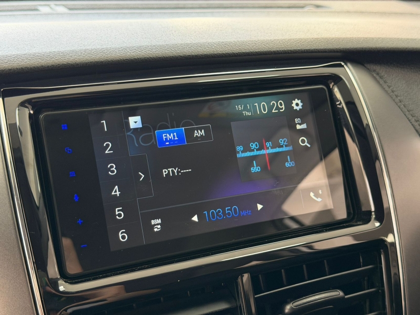 toyota yaris 1.5 16v flex sedan xl multidrive 4p automatico 202517