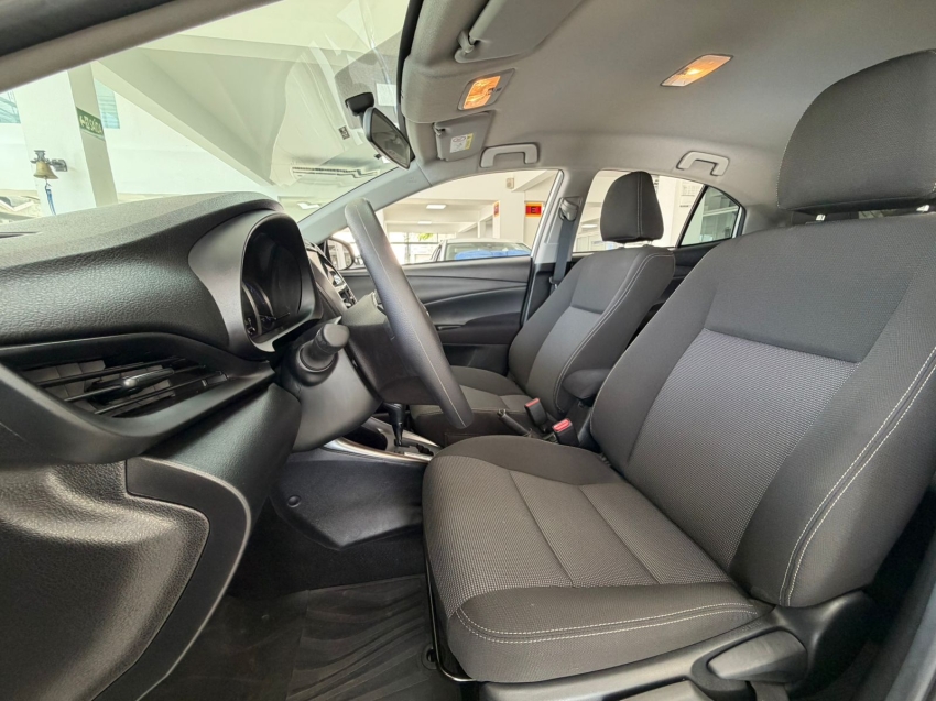 toyota yaris 1.5 16v flex sedan xl multidrive 4p automatico 202513