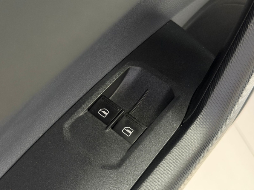 volkswagen polo 1.0 mpi robust manual flex 4p 202513