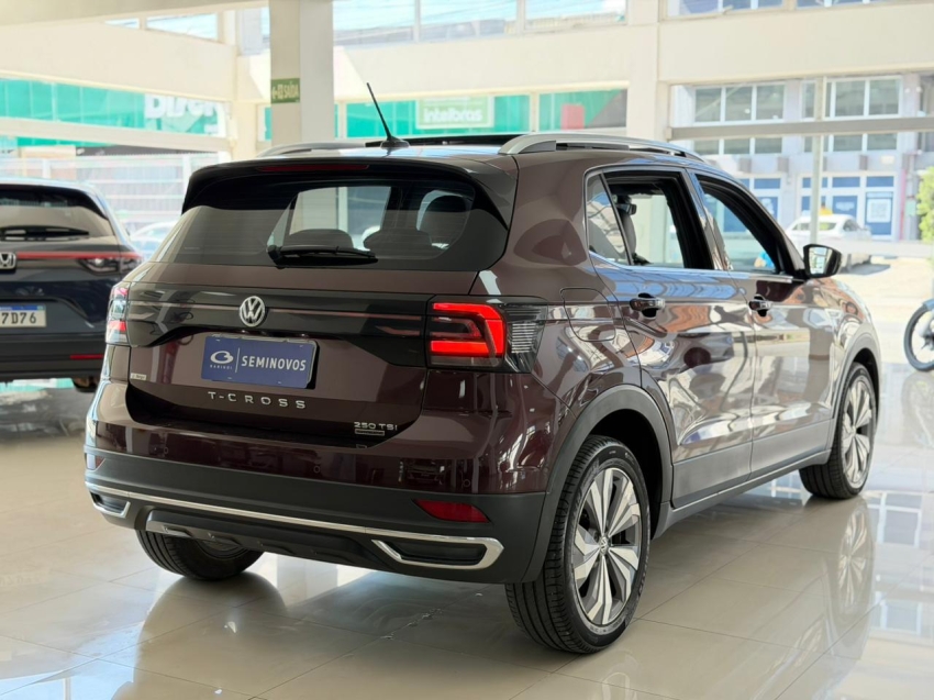 volkswagen t-cross 1.4 250 tsi total flex highline automatico 4p 20206