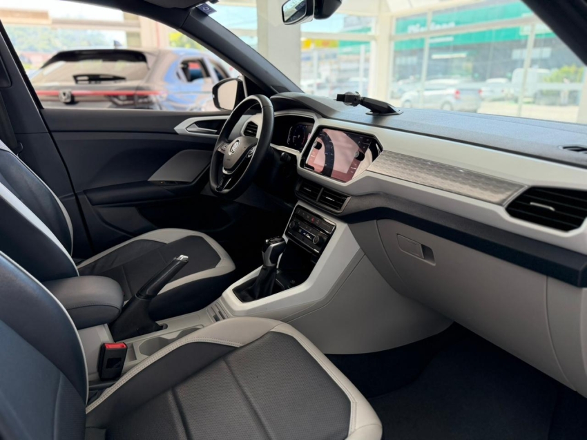 volkswagen t-cross 1.4 250 tsi total flex highline automatico 4p 202011